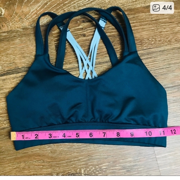 Beautiful Champion Sports Bra. Size XS. - Picture 3 of 4